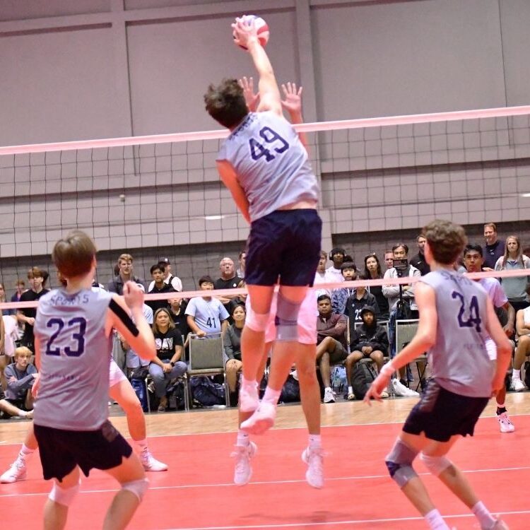 Stepanich (49) is an
imposing figure on
the volleyball court.