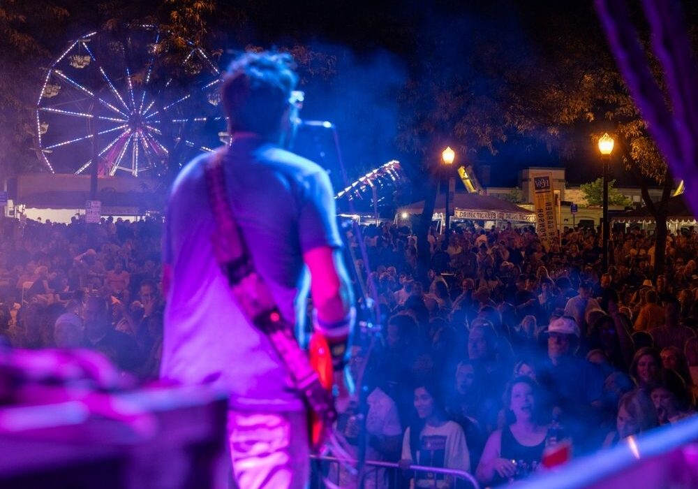 Fair captured the
atmosphere and key moments at the Rotary GroveFest in Downers Grove this past summer.